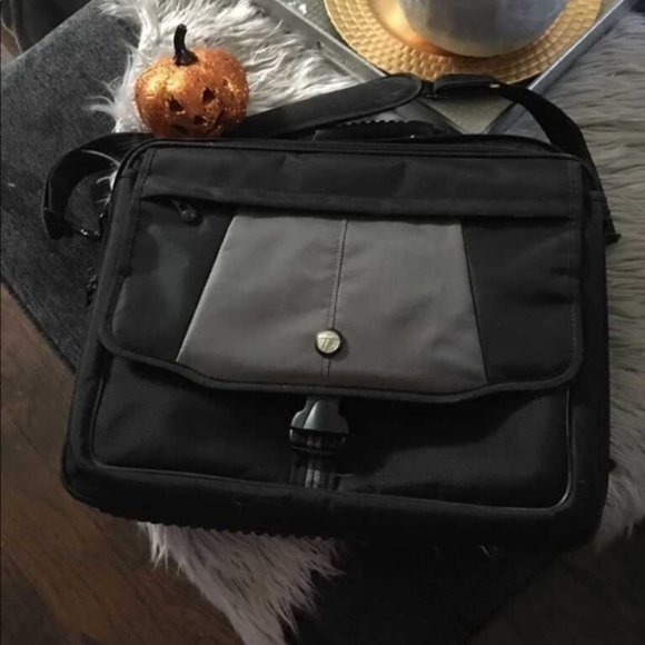 DELL Laptop Black Carrying Case Business Casual - Picture 4 of 4